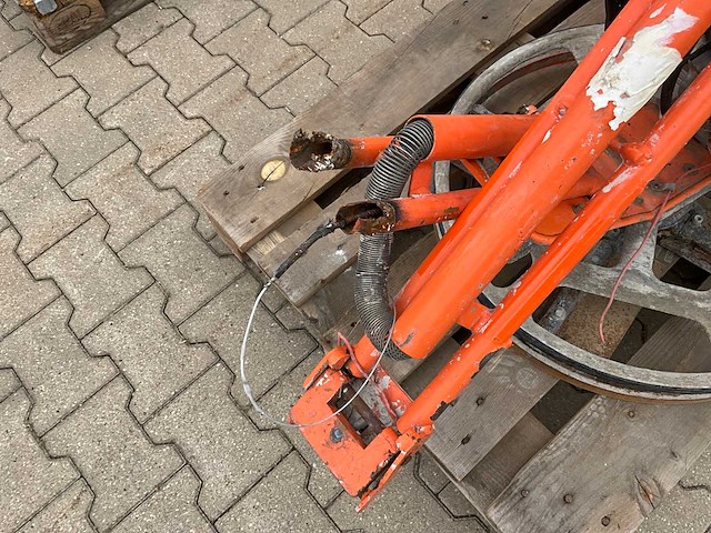 Paclite mechanische troffel / betonvlinder / cementvlinder - afbeelding 8 van  9