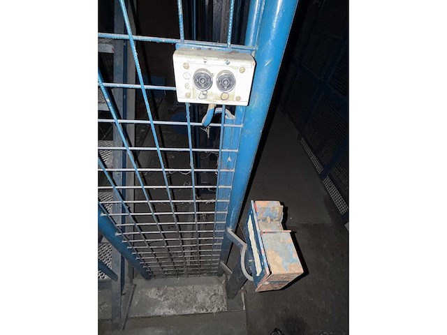 Paderborn - goederenlift 1000kg - afbeelding 3 van  9