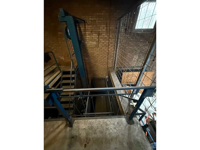 Paderborn - goederenlift 1000kg - afbeelding 4 van  9