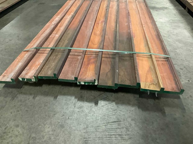 Padouk afdekplank met sponning 45x120 mm (9x) - afbeelding 4 van  6