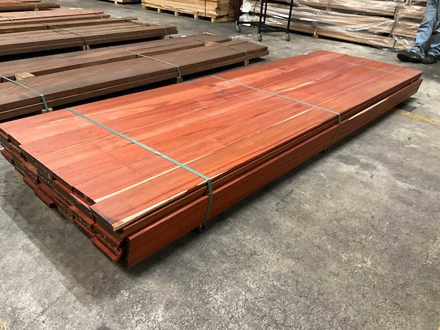 Padouk deckdelen 21x145 mm (64x) - afbeelding 3 van  6