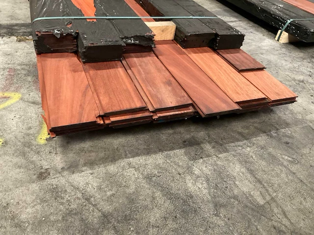Padouk planchet 15x130 mm (25x) - afbeelding 4 van  6