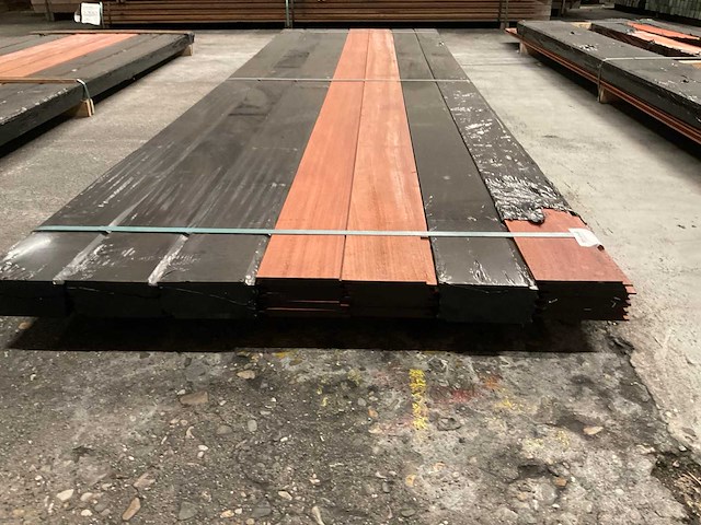 Padouk planchet 15x130 mm (35x) - afbeelding 1 van  4