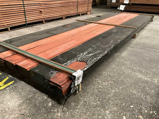 Padouk planchet 15x130 mm (35x) - afbeelding 1 van  6