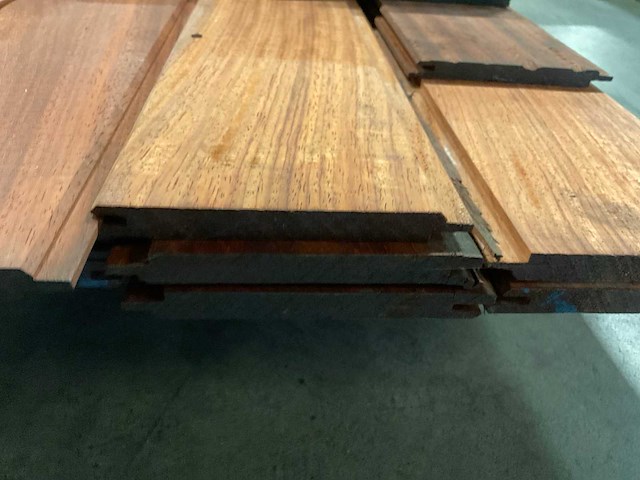 Padouk planchetten 15x130 mm ca. 0,330 m³ - afbeelding 5 van  6