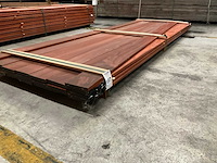 Padouk planken 21x145 mm geschaafd met vellingkant (23x) - afbeelding 1 van  6