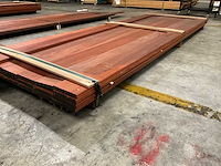 Padouk planken 21x145 mm geschaafd met vellingkant (23x) - afbeelding 3 van  6