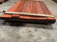 Padouk planken 21x145 mm geschaafd met vellingkant (23x) - afbeelding 4 van  6