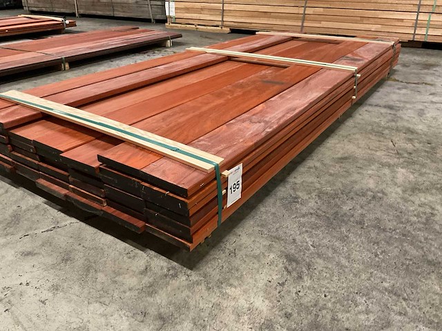 Padouk planken 21x145 mm geschaafd met vellingkant (46x) - afbeelding 1 van  6