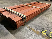 Padouk planken 21x145 mm geschaafd met vellingkant (46x) - afbeelding 3 van  6