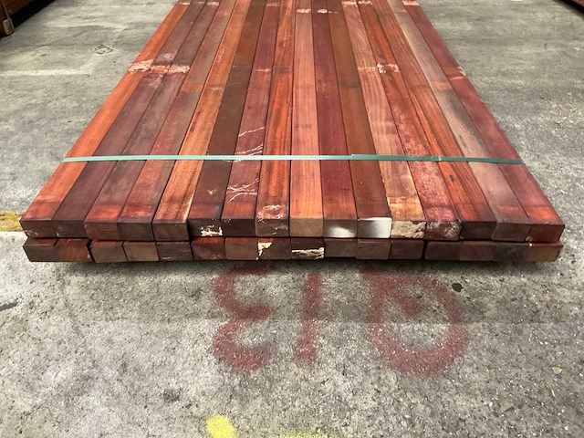 Padouk regels 40x60 mm geschaafd (32x) - afbeelding 4 van  6
