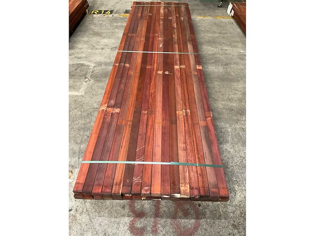 Padouk regels 40x60 mm geschaafd (32x) - afbeelding 5 van  6
