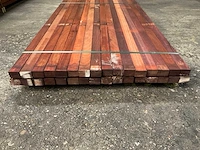 Padouk regels 40x60 mm geschaafd (32x) - afbeelding 3 van  5