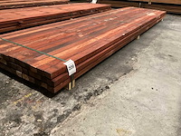 Padouk regels 40x60 mm geschaafd (48x) - afbeelding 1 van  6