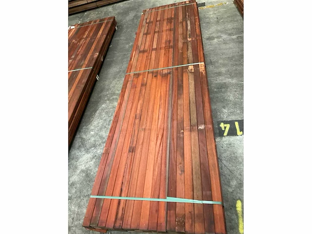 Padouk regels 40x60 mm geschaafd (48x) - afbeelding 5 van  6