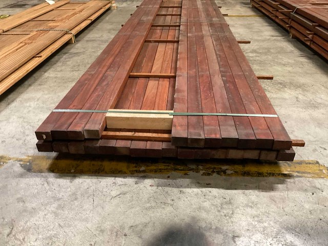 Padouk regels geschaafd 40x60 mm (27x) - afbeelding 4 van  4