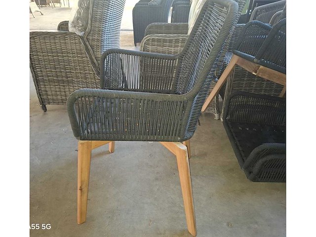 Paduga - dining - tuinstoelen (8x) - afbeelding 2 van  3