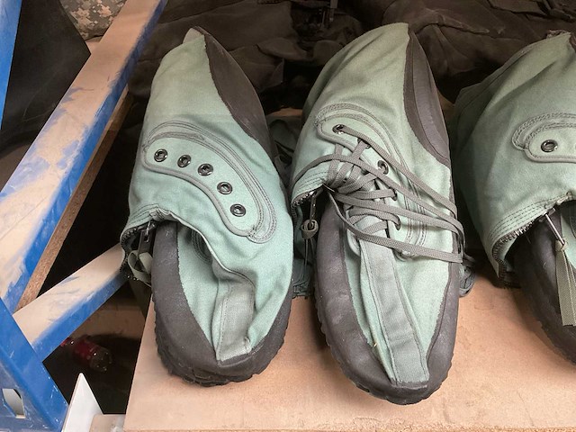 Pair tactical boots (7x) - afbeelding 1 van  4