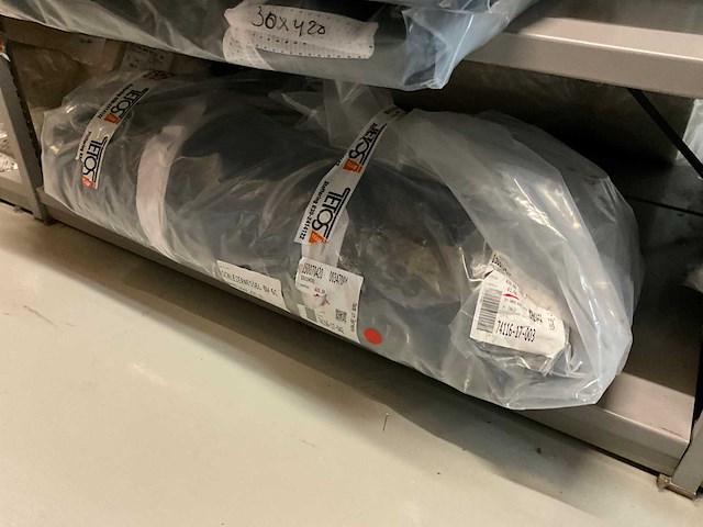 Pakken kaasdoek (circa. 200 stuks) - afbeelding 4 van  56