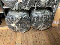 Pakken stof (circa. 125 stuks) - afbeelding 18 van  21