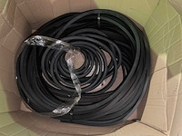 Pakking mangatdeksel en wabco luchtslang - afbeelding 1 van  3