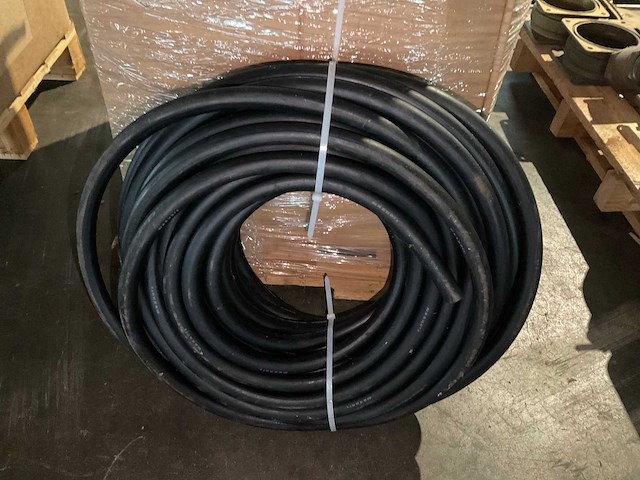 Pakking mangatdeksel en wabco luchtslang - afbeelding 2 van  3