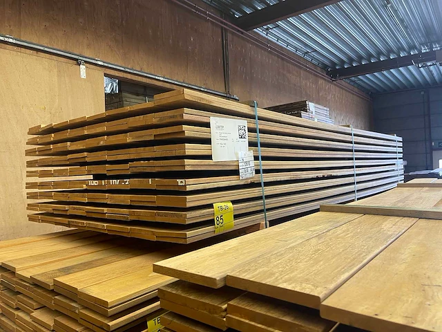 Pakoeli planken geschaafd 3000x140x16mm (138x) - afbeelding 2 van  3