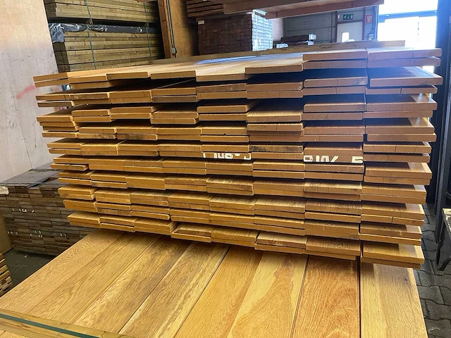 Pakoeli planken geschaafd 3500x140x16mm (76x) - afbeelding 3 van  3