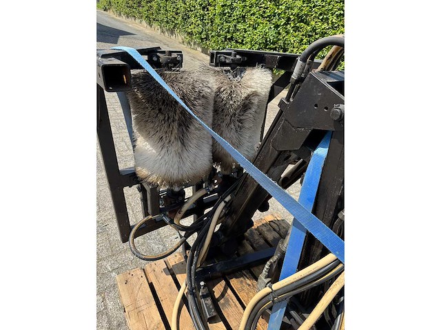Palen borstelmachine - afbeelding 4 van  5