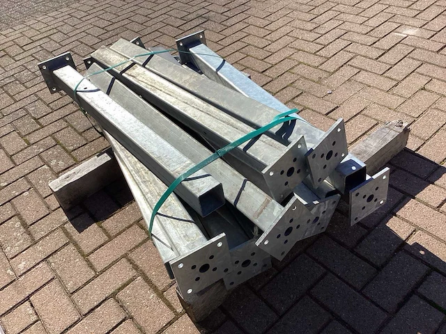 Palen met voetplaat gegalvaniseerd (12x) - afbeelding 4 van  7