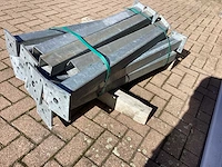 Palen met voetplaat gegalvaniseerd (12x) - afbeelding 5 van  7