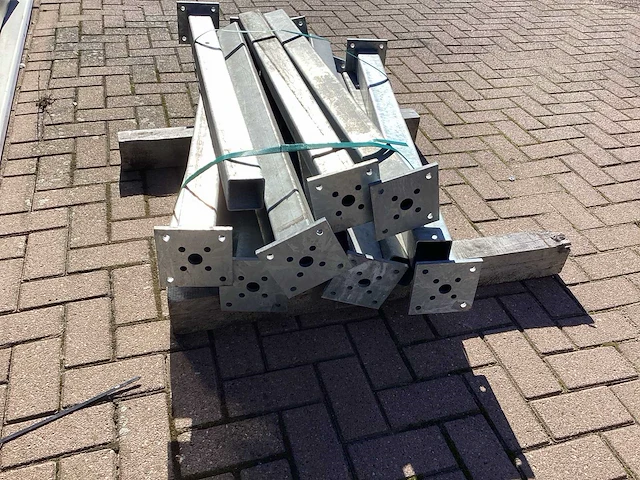 Palen met voetplaat gegalvaniseerd (12x) - afbeelding 7 van  7