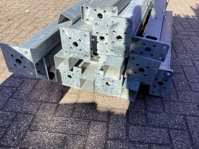 Palen met voetplaat gegalvaniseerd (19x) - afbeelding 5 van  8