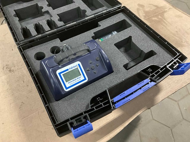Palintest chlordiox plus battery tester - afbeelding 3 van  6