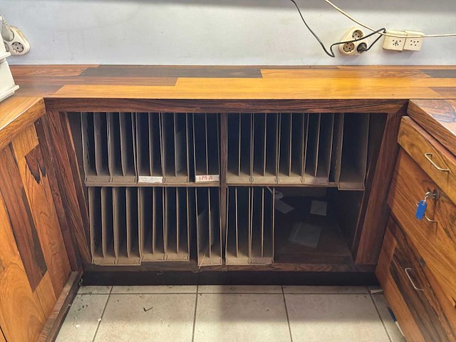 Palissander bureau / kasten - afbeelding 6 van  7