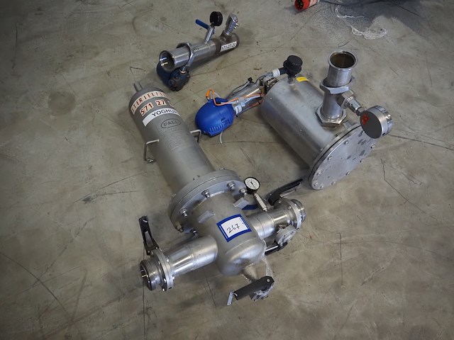 Pall - afbeelding 1 van  7