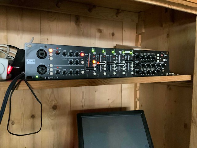 Palladium 500 vintage high power stereo amplifier versterker met dap audio imix 7.3 mixpaneel - afbeelding 4 van  6