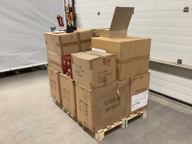 Pallet - decoratie (437x) - afbeelding 1 van  5