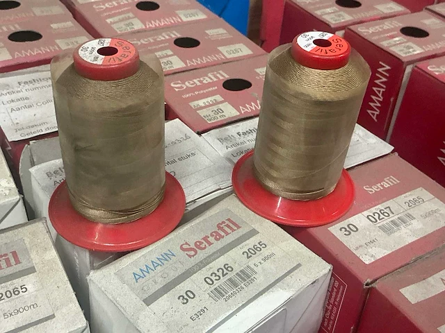 Pallet (10x) met diverse amann serafil garen (2268 konen) - afbeelding 7 van  13