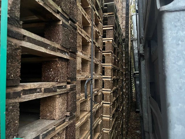 Pallet 1300x760mm ca 950 stuks - afbeelding 4 van  15