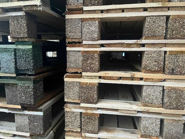 Pallet 1300x760mm ca 950 stuks - afbeelding 14 van  15