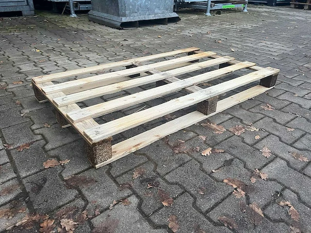 Pallet 1300x760mm ca 950 stuks - afbeelding 1 van  15