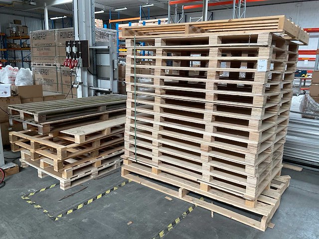 Pallet (24x) - afbeelding 1 van  3