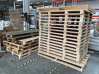 Pallet (24x) - afbeelding 1 van  3