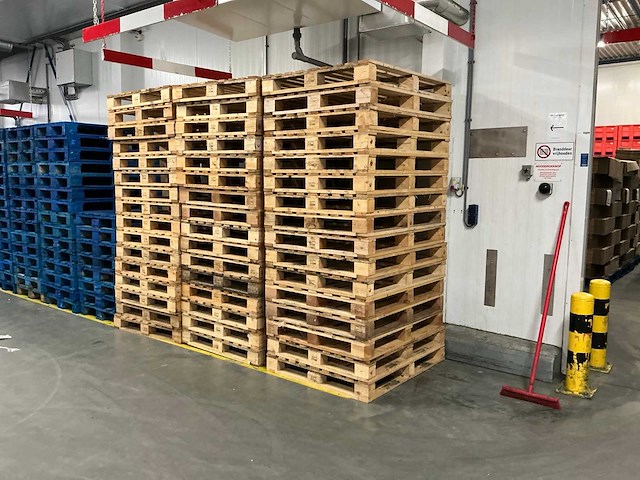 Pallet (320x) - afbeelding 3 van  3