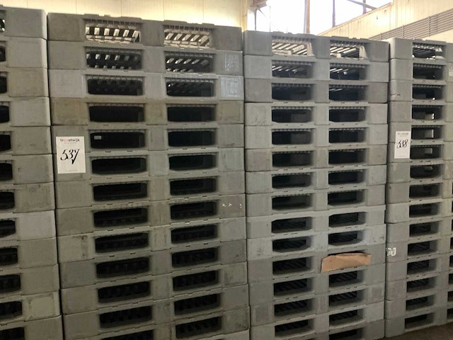 Pallet (330x) - afbeelding 1 van  2
