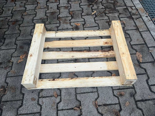 Pallet 500x760mm ca 2700 stuks - afbeelding 1 van  3