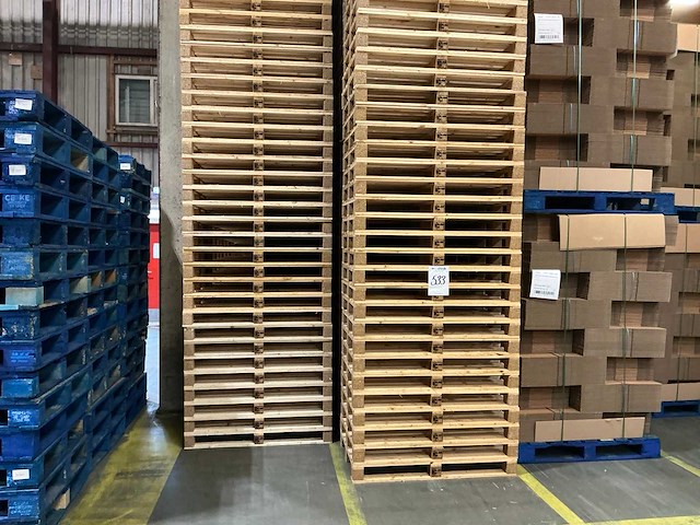 Pallet (700x) - afbeelding 1 van  2