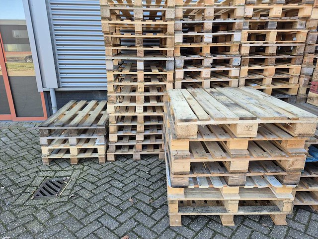 Pallet (80x) - afbeelding 1 van  4