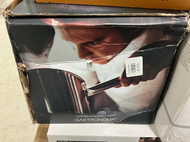 Pallet a-merk retourgoederen (24 items) - afbeelding 6 van  7